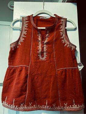 Sleeveless Embroidered Button-Front Top in Orange Rust